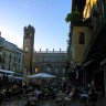 Vérone - piazza delle Erbe à l'heure de l'apéritif