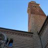 Vérone - piazza dei Signori - la tour des Lamberti vue de la cour intérieure du palazzo della Ragione .